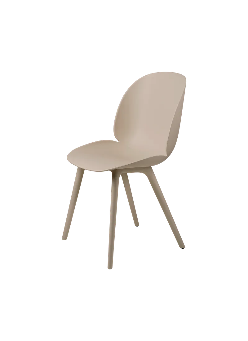 Beetle Dining Chair, Outdoor de GUBI en New Beige – photo du produit 4 sur 4
