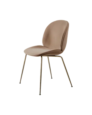 Beetle Dining Chair, Fully Upholstered von GUBI in Sunday, Dedar (034, Standard), Conic base, Antique Brass – Produktfoto 5 von 5