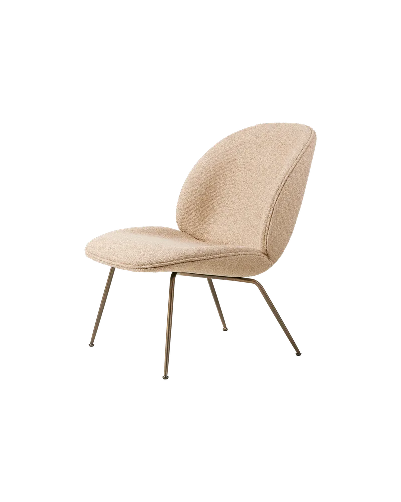 Beetle Lounge Chair van GUBI in Around Bouclé, Dedar (004, Standard), Antique Brass – productfoto 2 van 2