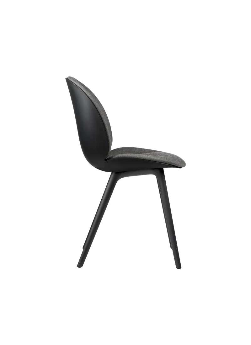 Beetle Dining Chair, Front Upholstered by GUBI in Remix 3, Kvadrat (152, Standard), Black, Black – product photo 1 of 6