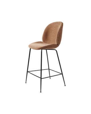 Beetle Counter Chair, Fully Upholstered de GUBI en Conic base, Matt Black, Belsuede Special FR, Dedar (132, Standard) – photo du produit 4 sur 4