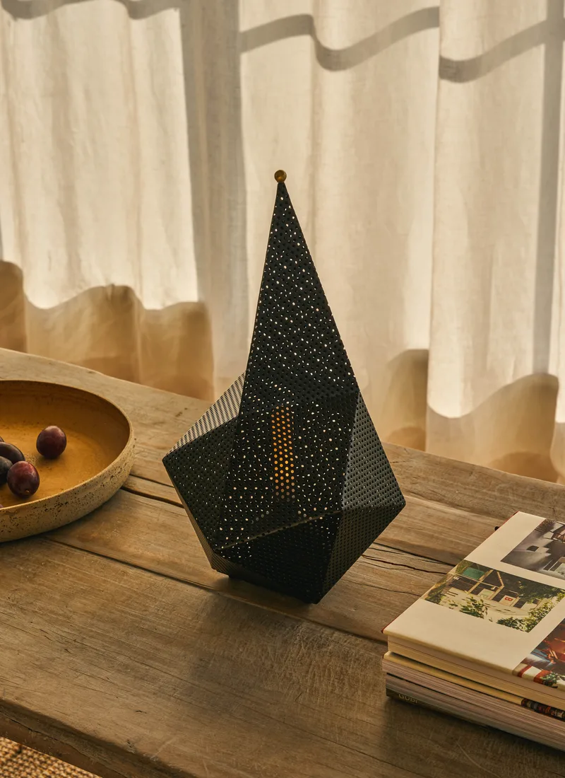 Bagdad Portable Lamp by GUBI in Black, EU – interior photo 3 of 9