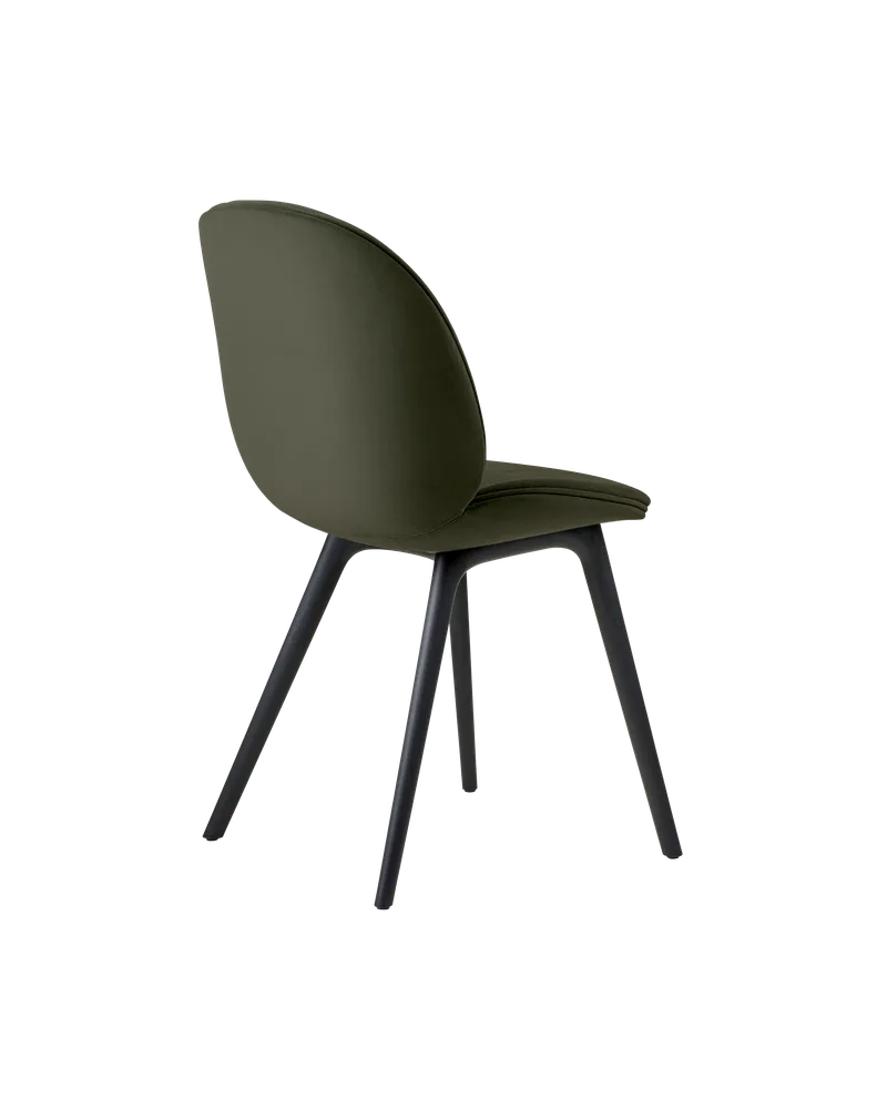 Beetle Dining Chair, Fully Upholstered von GUBI in Sunday, Dedar (018, Standard), Plastic base, Black – Produktfoto 2 von 5