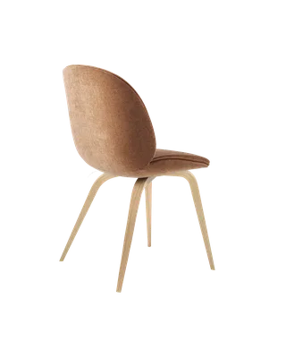 Beetle Dining Chair, Fully Upholstered von GUBI in Belsuede Special FR, Dedar (132, Standard), Wood base, Oak Semi Matt Lacquered – Produktfoto 3 von 5