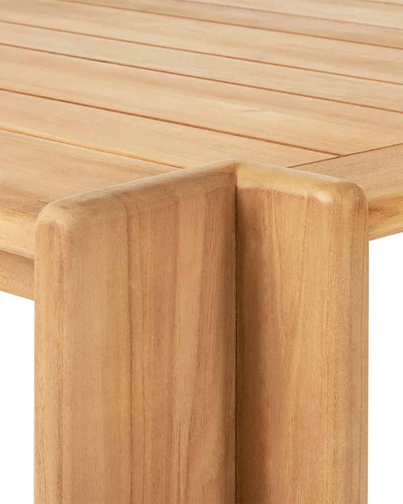 Atmosfera Dining Table de GUBI en 281 × 105 cm, Natural teak, Natural teak – photo d’ambiance 1 sur 7