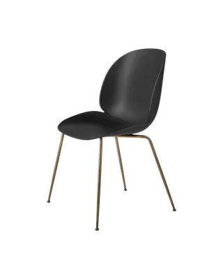 Beetle Dining Chair, Un-Upholstered von GUBI in Black, Conic base, Antique Brass – Produktfoto 3 von 3