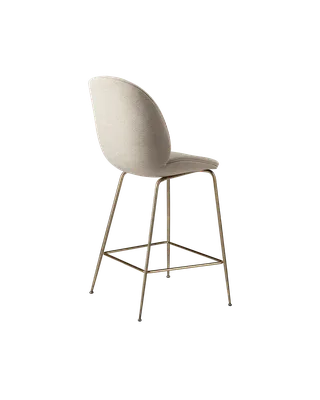 Beetle Counter Chair, Fully Upholstered de GUBI en Conic base, Antique Brass, Tempt, Gabriel (61168, Standard) – photo du produit 2 sur 4
