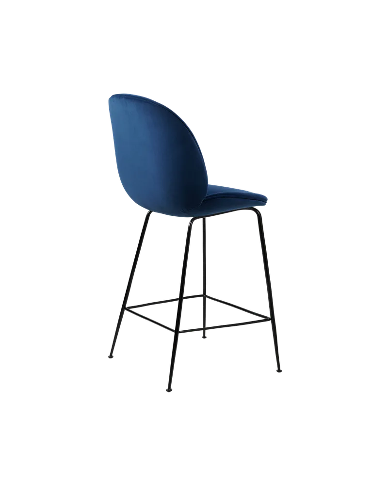 Beetle Counter Chair, Fully Upholstered de GUBI en Conic base, Matt Black, Sunday, Dedar (003, Standard) – photo du produit 2 sur 4