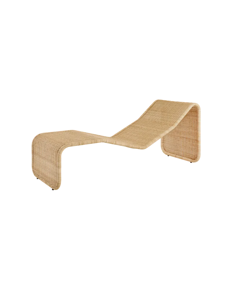 P3S Chaise Longue von GUBI in Rattan – Produktfoto