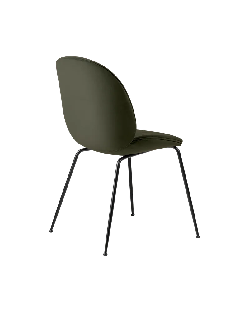 Beetle Dining Chair, Fully Upholstered von GUBI in Sunday, Dedar (018, Standard), Conic base, Matt Black – Produktfoto 4 von 5