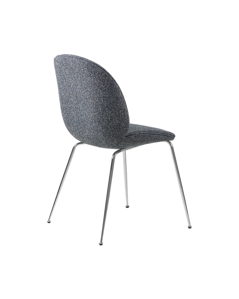 Beetle Dining Chair, Fully Upholstered von GUBI in Around Bouclé, Dedar (023, Standard), Conic base, Chrome – Produktfoto 3 von 5
