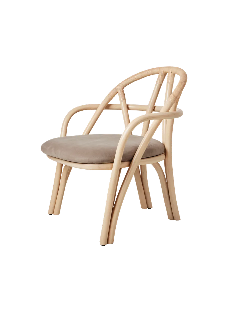 Bistra Lounge Chair von GUBI in Fustagno, GUBI (002, Standard), Natural Lacquered Rattan – Produktfoto 6 von 6