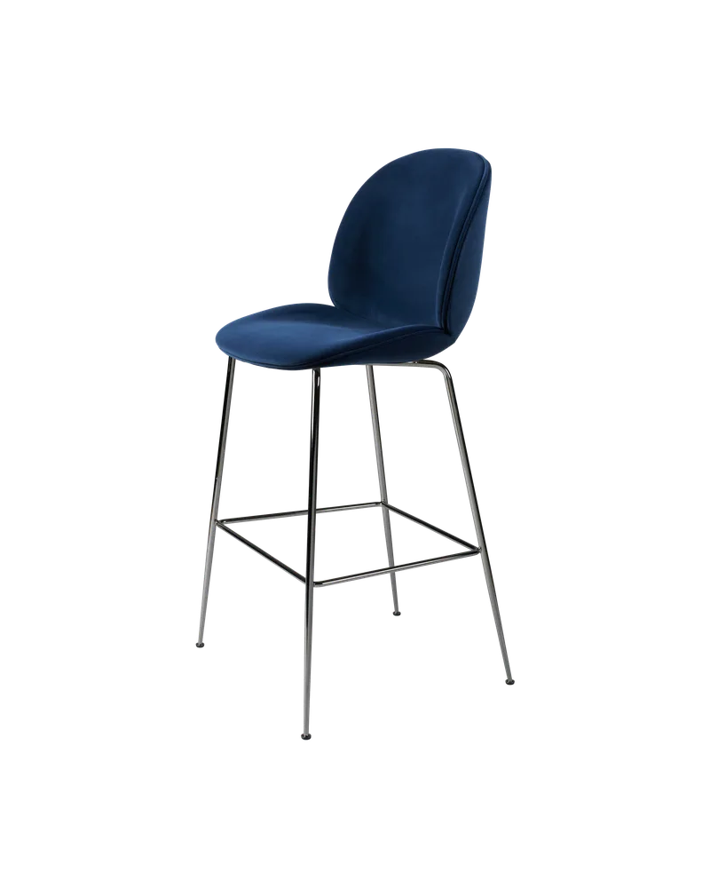 Beetle Bar Chair, Fully Upholstered van GUBI in Sunday, Dedar (003, Standard), Black Chrome, Conic base – productfoto 4 van 4