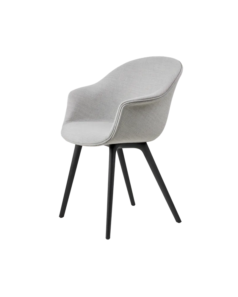 Bat Dining Chair, Fully Upholstered van GUBI in Remix 3, Kvadrat (123, Standard), Plastic base, Black – productfoto 1 van 4
