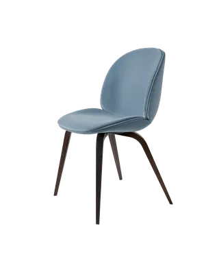 Beetle Dining Chair, Fully Upholstered von GUBI in Sunday, Dedar (002, Standard), Wood base, Smoked Oak – Produktfoto 5 von 5