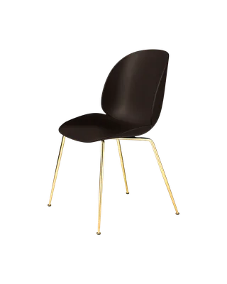 Beetle Dining Chair, Un-Upholstered van GUBI in Mocha Brown, Conic base, Brass Semi Matt – productfoto 3 van 3