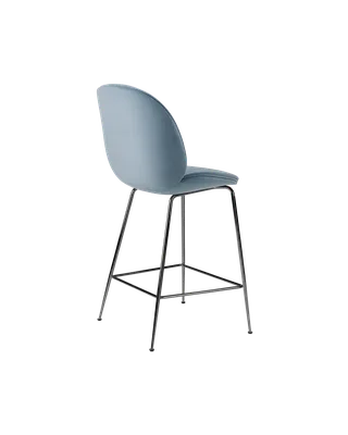 Beetle Counter Chair, Fully Upholstered de GUBI en Conic base, Black Chrome, Sunday, Dedar (002, Standard) – photo du produit 3 sur 4