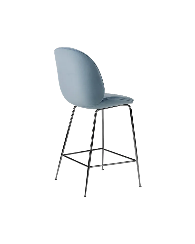 Beetle Counter Chair, Fully Upholstered de GUBI en Conic base, Black Chrome, Sunday, Dedar (002, Standard) – photo du produit 3 sur 4