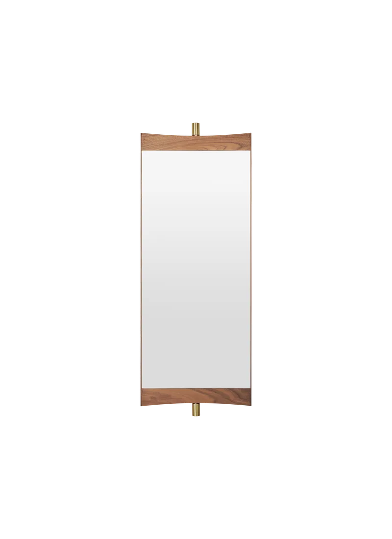 Vanity Wall Mirror de GUBI en 1 Panel, Walnut Veneer – photo du produit