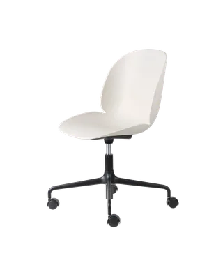 Beetle Meeting Chair, Un-Upholstered by GUBI in Alabaster White, Height adjustable 4-star base w. castors – product photo 3 of 3