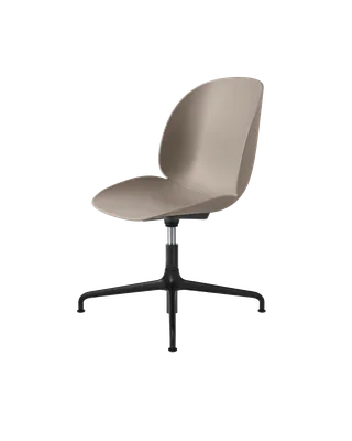 Beetle Meeting Chair, Un-Upholstered von GUBI in New Beige, Height adjustable 4-star base – Produktfoto 3 von 3