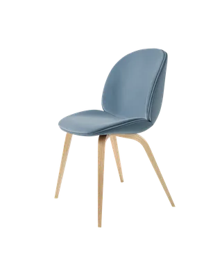Beetle Dining Chair, Fully Upholstered van GUBI in Sunday, Dedar (002, Standard), Wood base, Oak Semi Matt Lacquered – productfoto 5 van 5