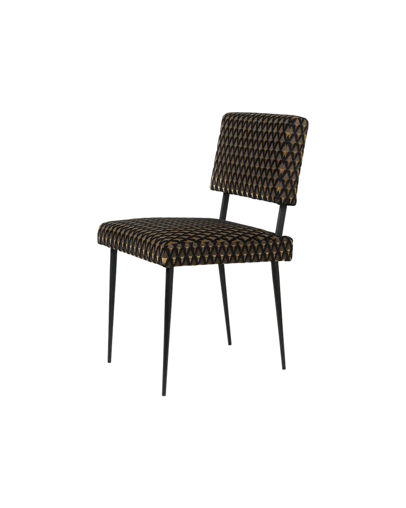 M-Chair Dining Chair van GUBI in Amuleto, Dedar (010, Standard), Matt Black, EU – productfoto