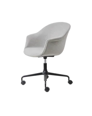 Bat Meeting Chair, Fully Upholstered de GUBI en Remix 3, Kvadrat (123, Standard), Height adjustable 4-star base w. castors, Matt Black – photo du produit 4 sur 4