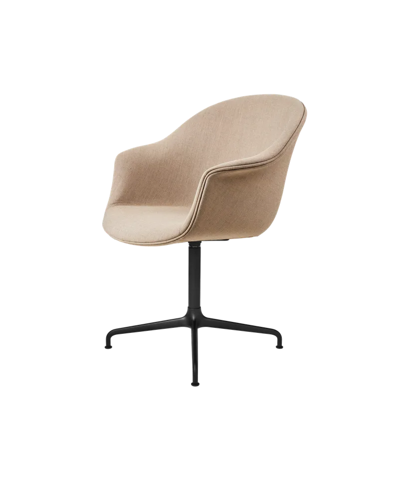 Bat Meeting Chair, Fully Upholstered de GUBI en Remix 3, Kvadrat (233, Standard), 4-star base, Matt Black – photo du produit 4 sur 4