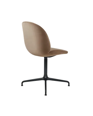 Beetle Meeting Chair, Fully Upholstered by GUBI in Sunday, Dedar (034, Standard), 4-star base, Matt Black – product photo 2 of 5