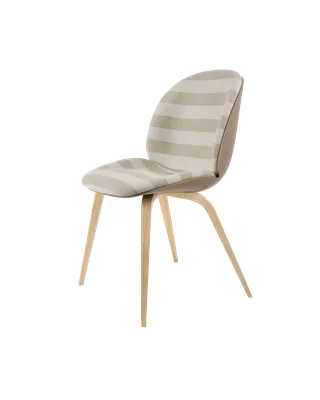 Beetle Dining Chair, Front Upholstered van GUBI in Kvadrat Sahco, Acca Stripe 0131, Oak Semi Matt, New Beige – productfoto 5 van 5
