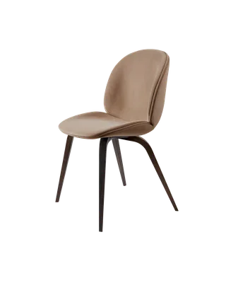 Beetle Dining Chair, Fully Upholstered von GUBI in Sunday, Dedar (034, Standard), Wood base, Smoked Oak – Produktfoto 5 von 5