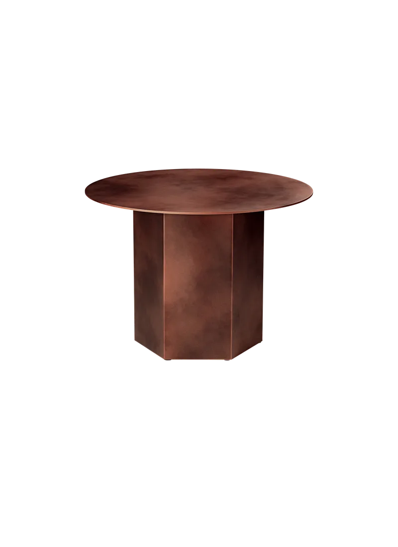 Epic Coffee Table, Round van GUBI in Earthy Red Steel, Earthy Red Steel, Ø60 cm – productfoto