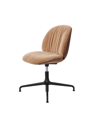 Beetle Soft Meeting Chair by GUBI in Belsuede Special FR, Dedar (132, Standard), Height adjustable 4-star base – product photo 3 of 3