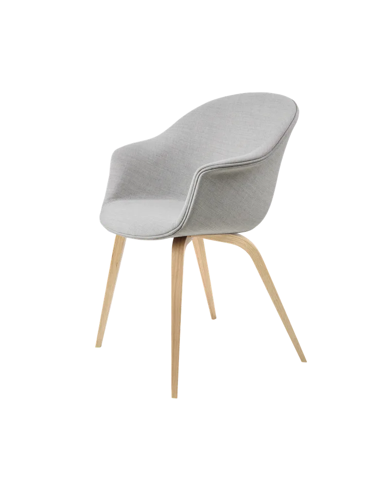 Bat Dining Chair, Fully Upholstered von GUBI in Remix 3, Kvadrat (123, Standard), Wood base, Oak Semi Matt – Produktfoto 2 von 4