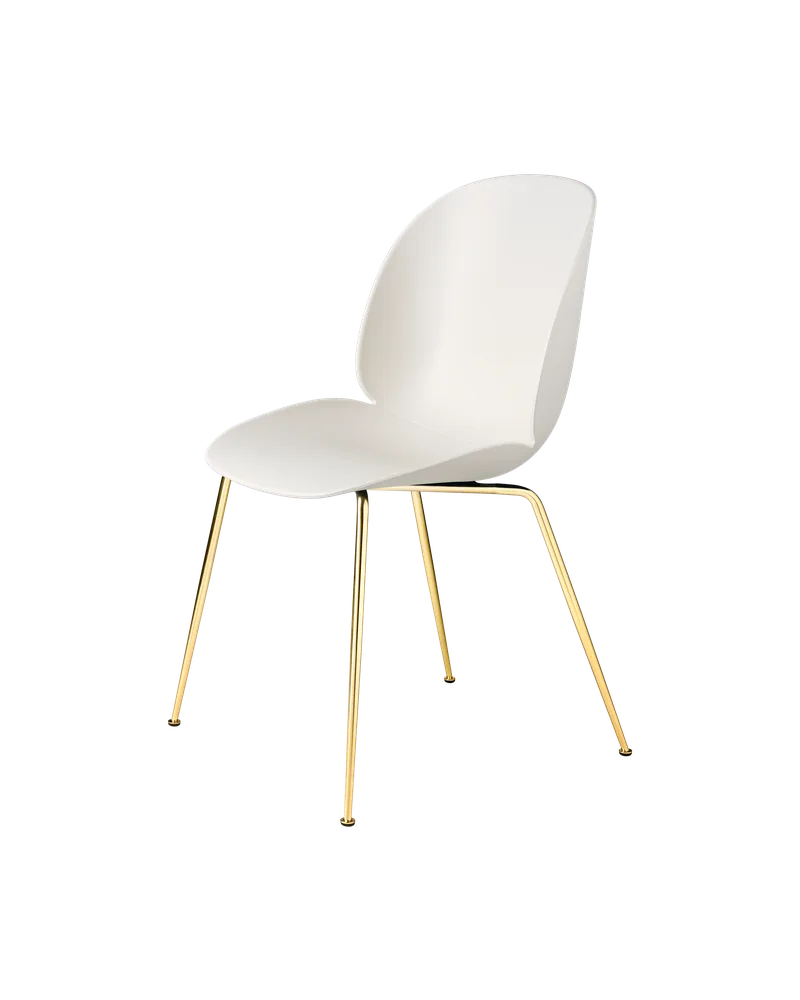 Beetle Dining Chair, Un-Upholstered van GUBI in Alabaster White, Conic base, Brass Semi Matt – productfoto 3 van 3