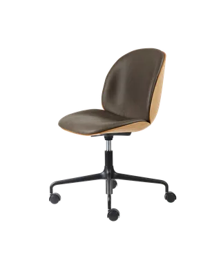 Beetle Meeting Chair, 3D Veneer & Front Upholstered by GUBI in Soft Leather, GUBI (Gray, Standard), Oak Semi Matt Lacquered, Height adjustable 4-star base w. castors, Matt Black – product photo 3 of 3