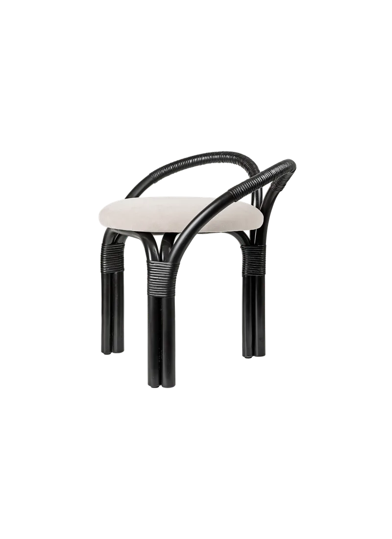 Bistra Stool von GUBI in Fustagno, GUBI (001, Standard), Ebony Painted Rattan – Produktfoto 3 von 3