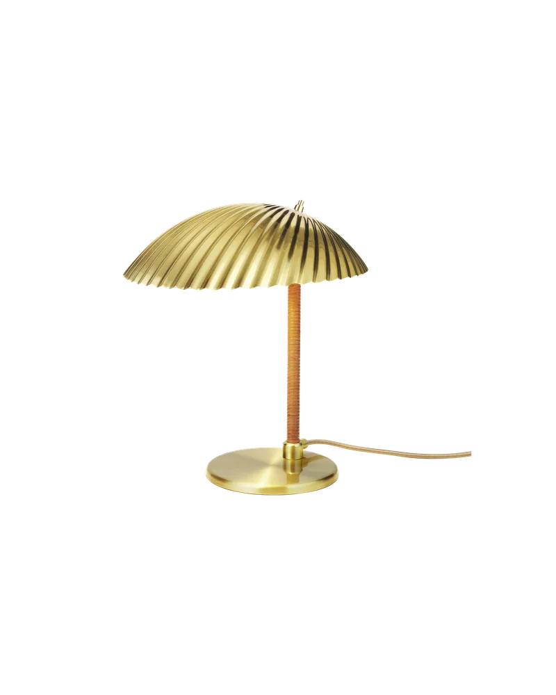 5321 Table Lamp de GUBI en Polished Brass, EU – photo du produit 7 sur 7