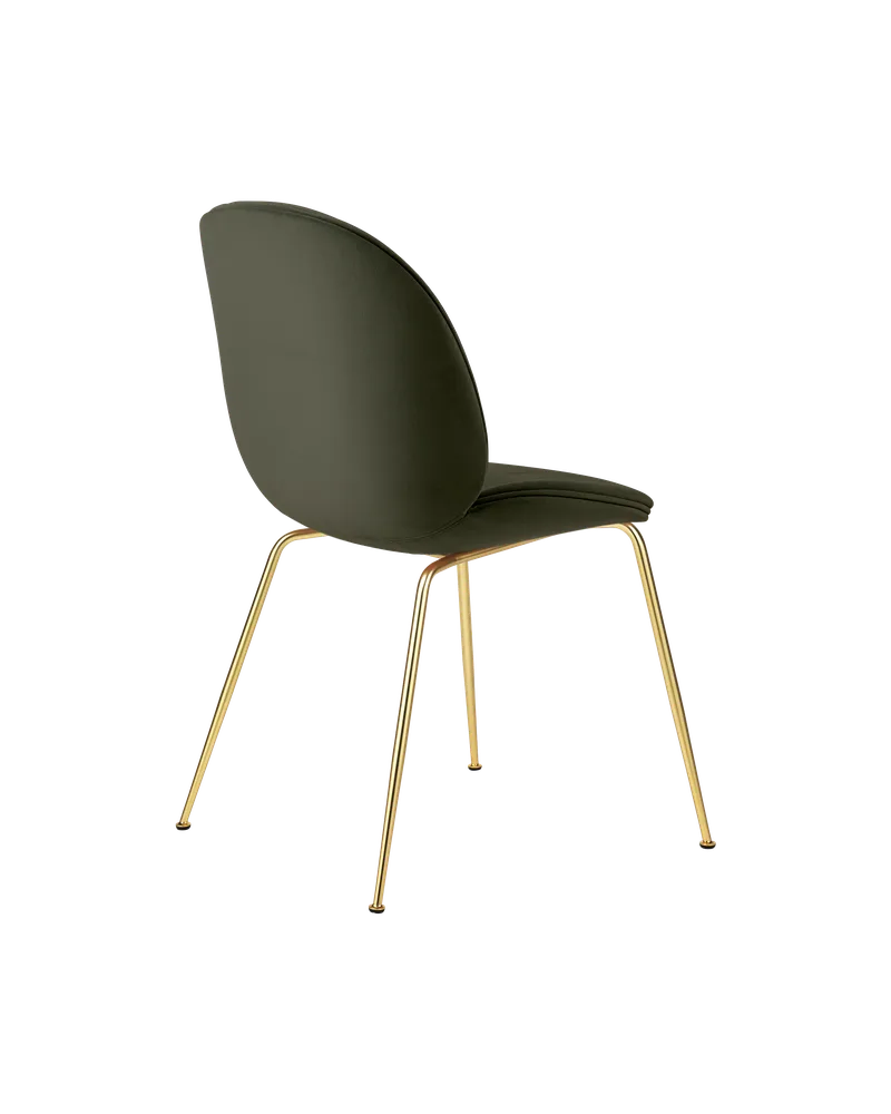 Beetle Dining Chair, Fully Upholstered van GUBI in Sunday, Dedar (018, Standard), Conic base, Brass Semi Matt – productfoto 2 van 5