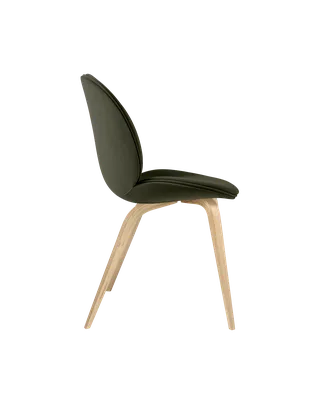 Beetle Dining Chair, Fully Upholstered von GUBI in Sunday, Dedar (018, Standard), Wood base, Oak Semi Matt Lacquered – Produktfoto 2 von 5