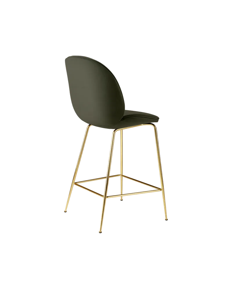 Beetle Counter Chair, Fully Upholstered de GUBI en Conic base, Brass Semi Matt, Sunday, Dedar (018, Standard) – photo du produit 2 sur 4
