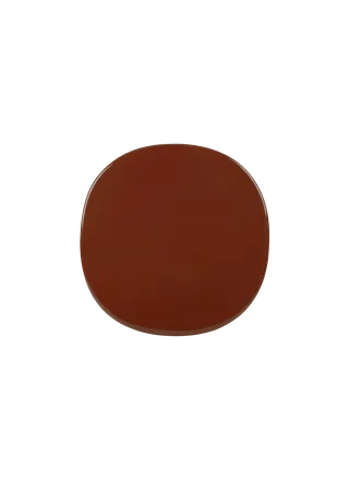 Carmel Coffee Table van GUBI in Rock Red, Black Semi Matt, 60 × 60 cm – productfoto 1 van 4