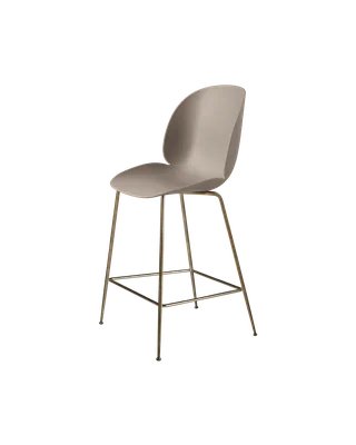 Beetle Counter Chair, Un-Upholstered de GUBI en New Beige, Antique Brass, Conic base – photo du produit 3 sur 3