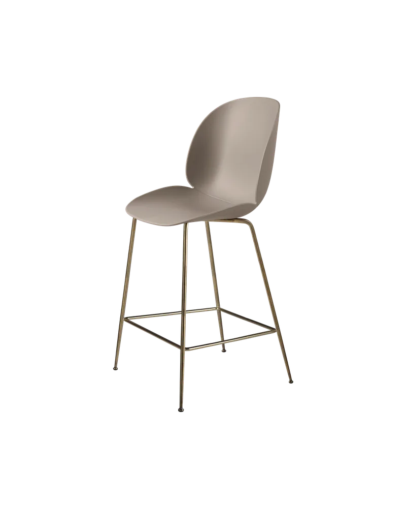 Beetle Counter Chair, Un-Upholstered de GUBI en New Beige, Antique Brass, Conic base – photo du produit 3 sur 3