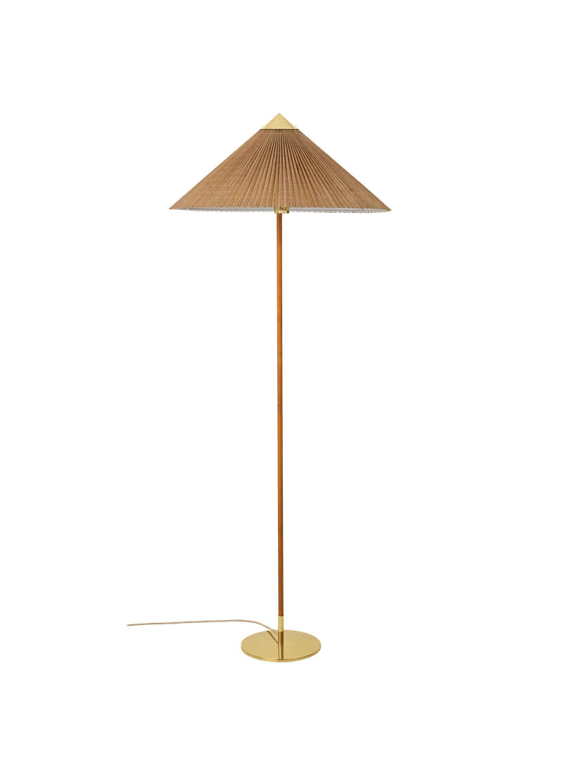 9602 Floor Lamp de GUBI en Bamboo, Brass, EU – photo du produit 6 sur 6