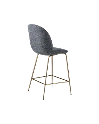 Beetle Counter Chair, Fully Upholstered de GUBI en Conic base, Antique Brass, Around Bouclé, Dedar (023, Standard) – photo du produit 3 sur 4