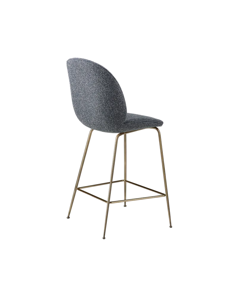 Beetle Counter Chair, Fully Upholstered de GUBI en Conic base, Antique Brass, Around Bouclé, Dedar (023, Standard) – photo du produit 3 sur 4