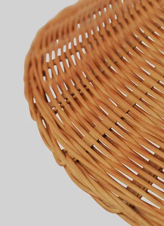 9602 Floor Lamp van GUBI in Wicker Willow, Brass, EU – sfeerfoto 6 van 7