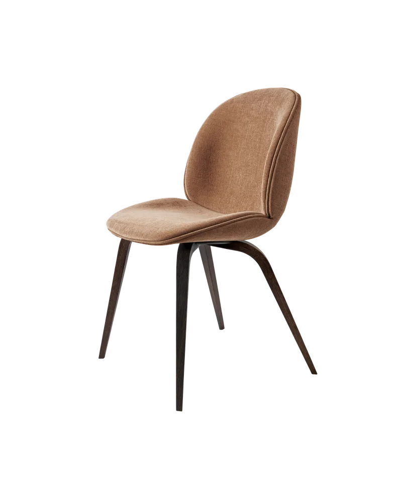 Beetle Dining Chair, Fully Upholstered van GUBI in Belsuede Special FR, Dedar (132, Standard), Wood base, Smoked Oak – productfoto 5 van 5